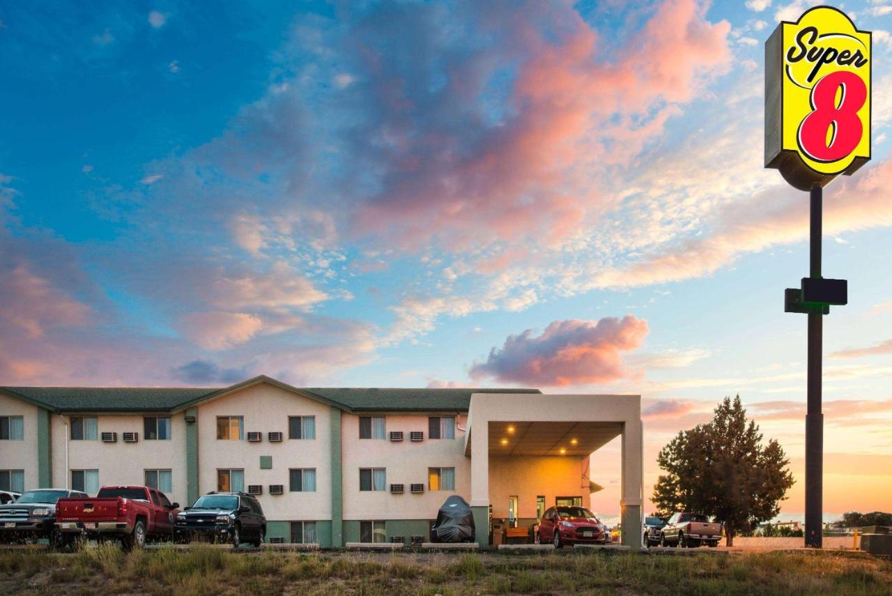 Hotel Super 8 By Wyndham Pueblo Exterior foto