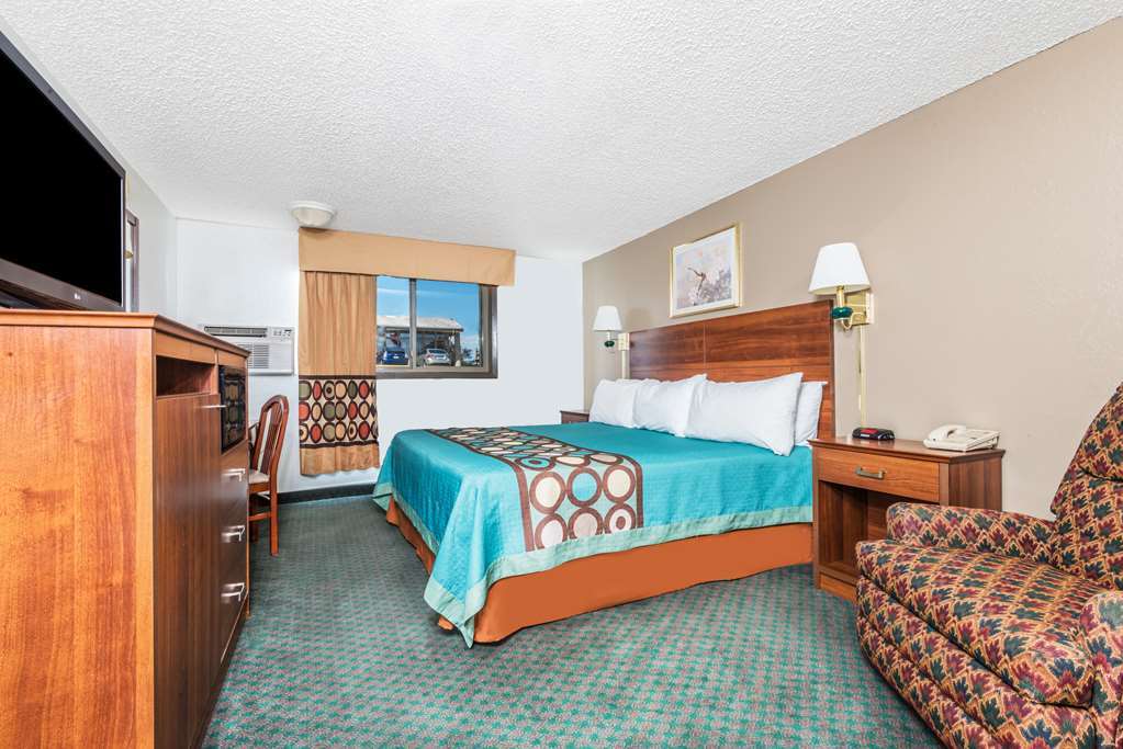Hotel Super 8 By Wyndham Pueblo Habitación foto